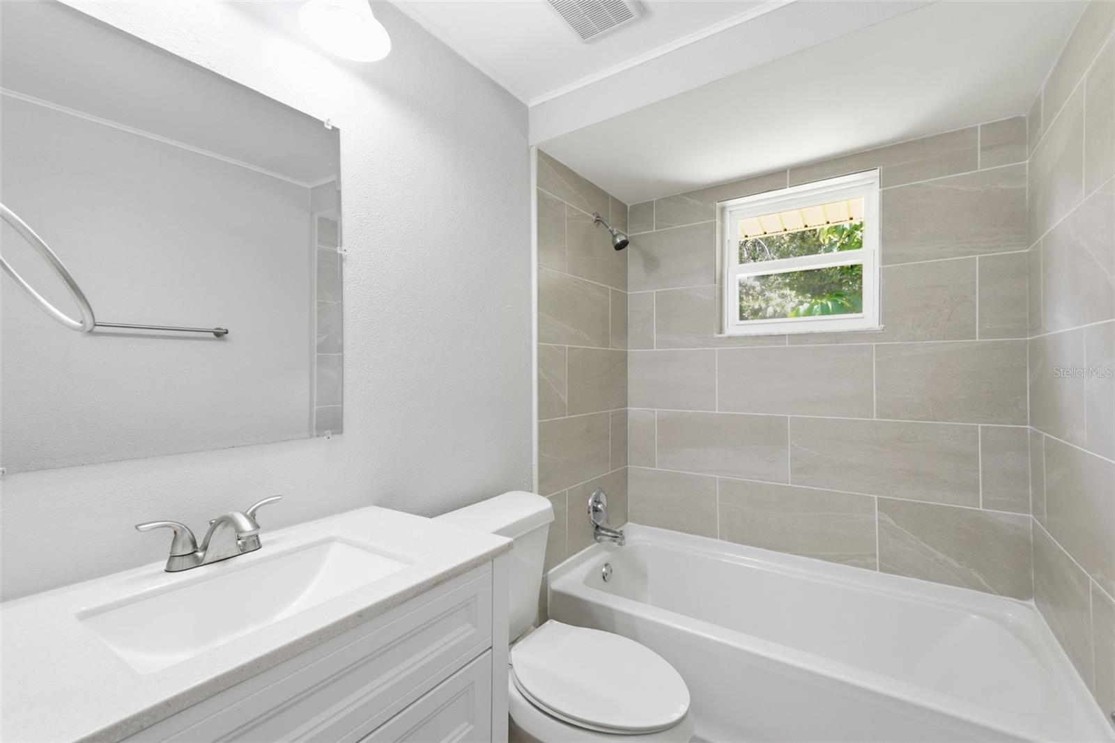 1200 LAKE VALRICO LN — photo 48