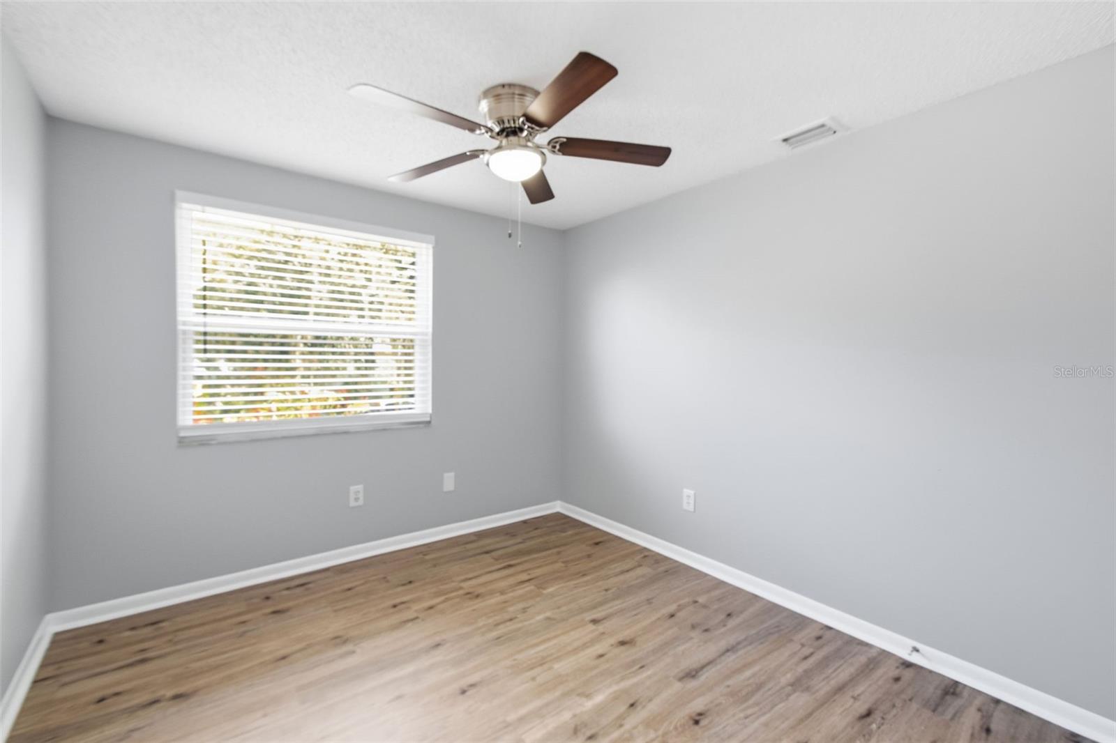 1200 LAKE VALRICO LN — photo 34
