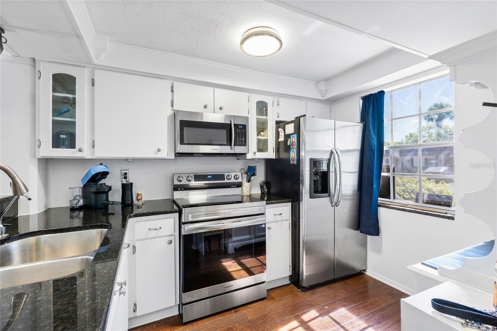 4209 REDCLIFF PL — photo 7