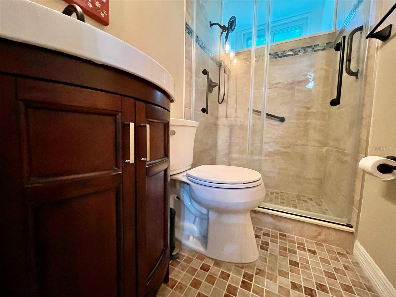 2458 COLUMBIA DR #28 — photo 22