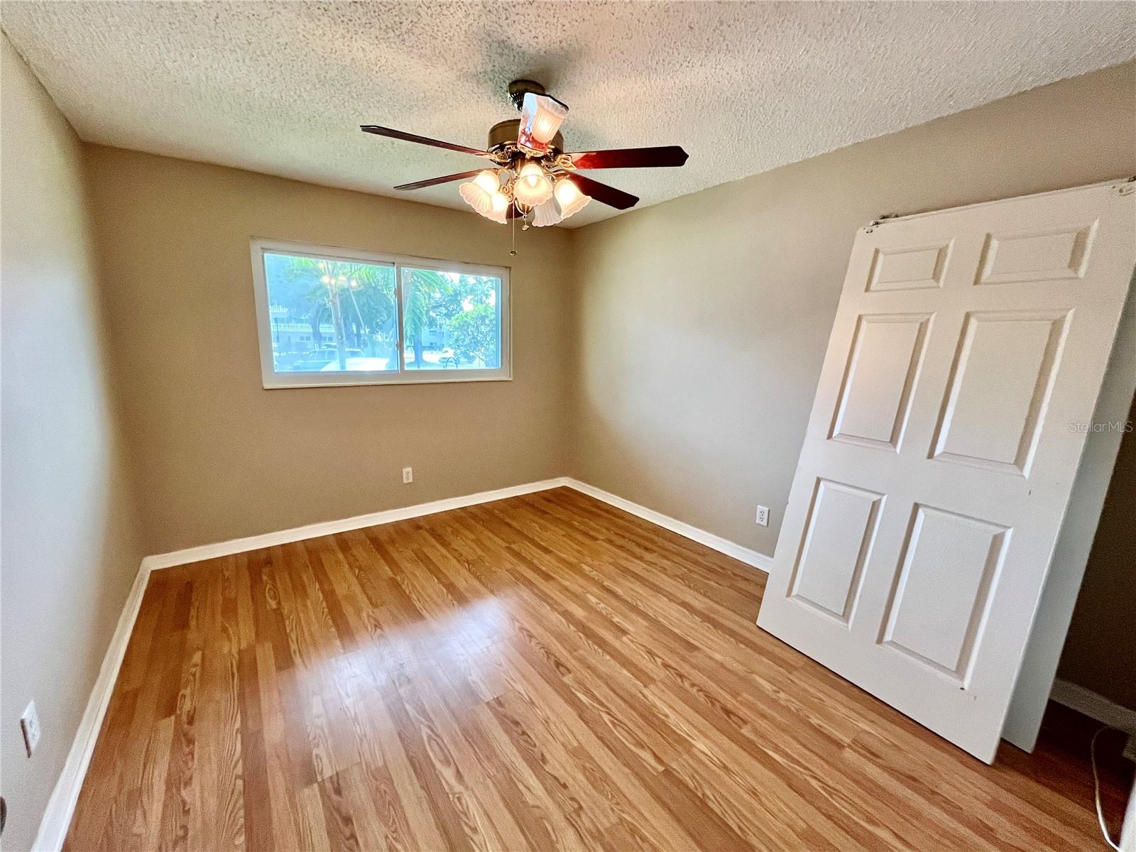 2458 COLUMBIA DR #28 — photo 26