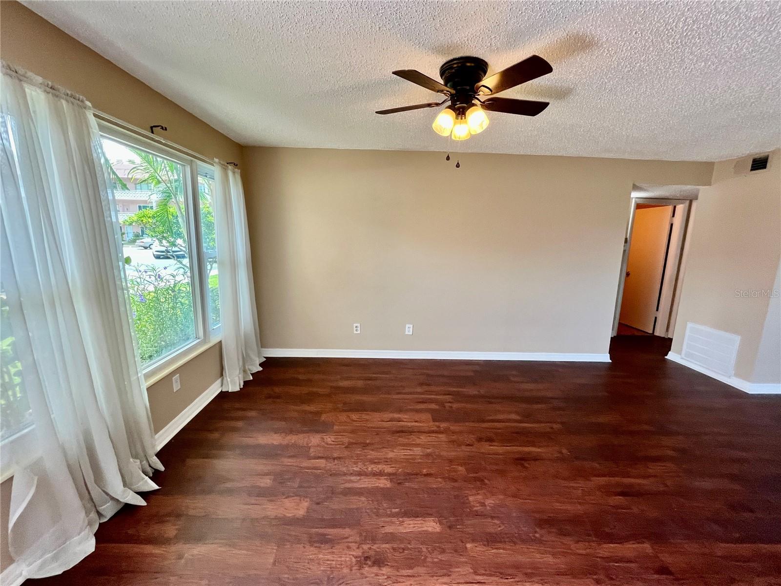 2458 COLUMBIA DR #28 — photo 6