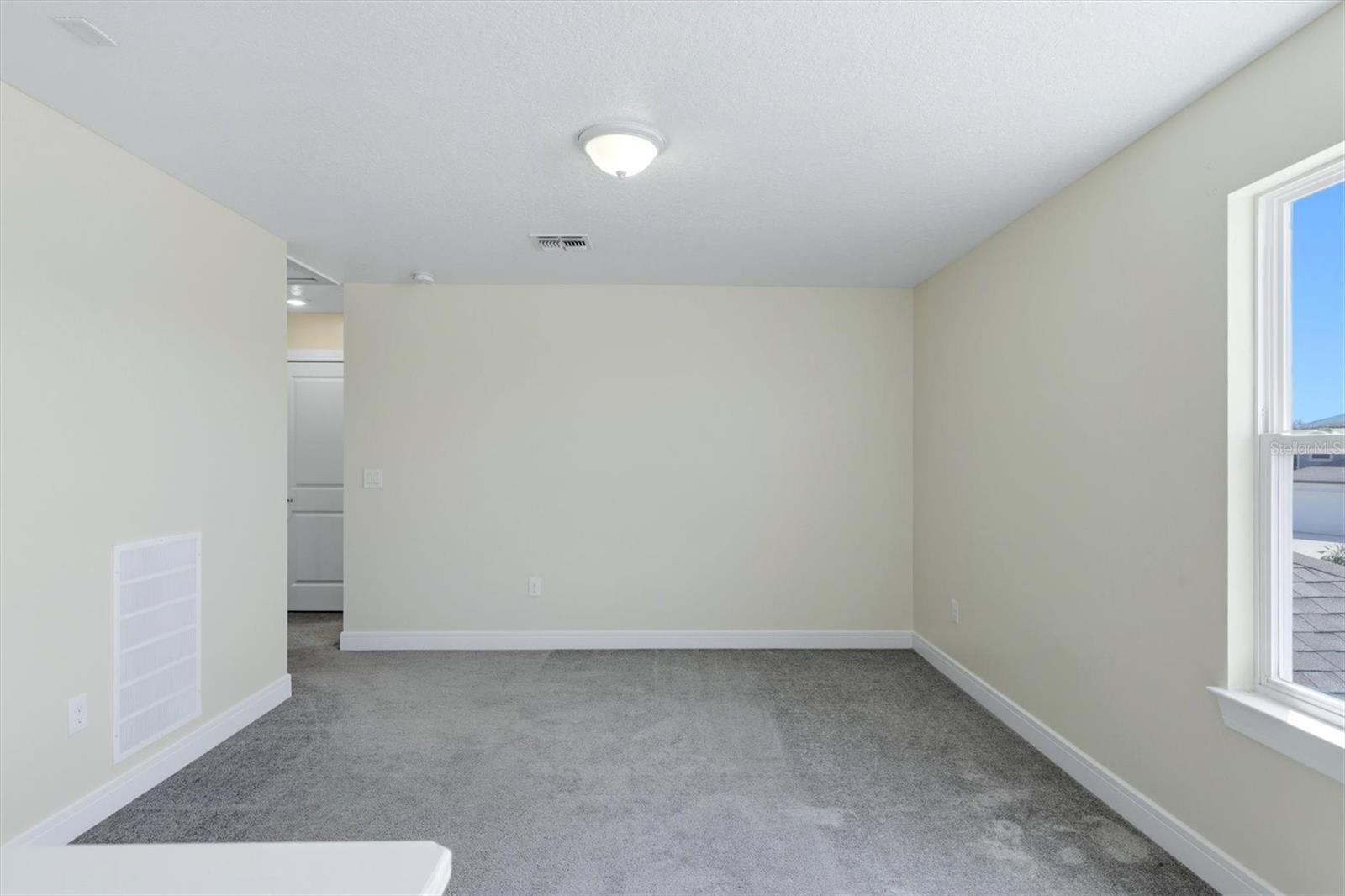 9108 ROYAL RIVER CIR — photo 21