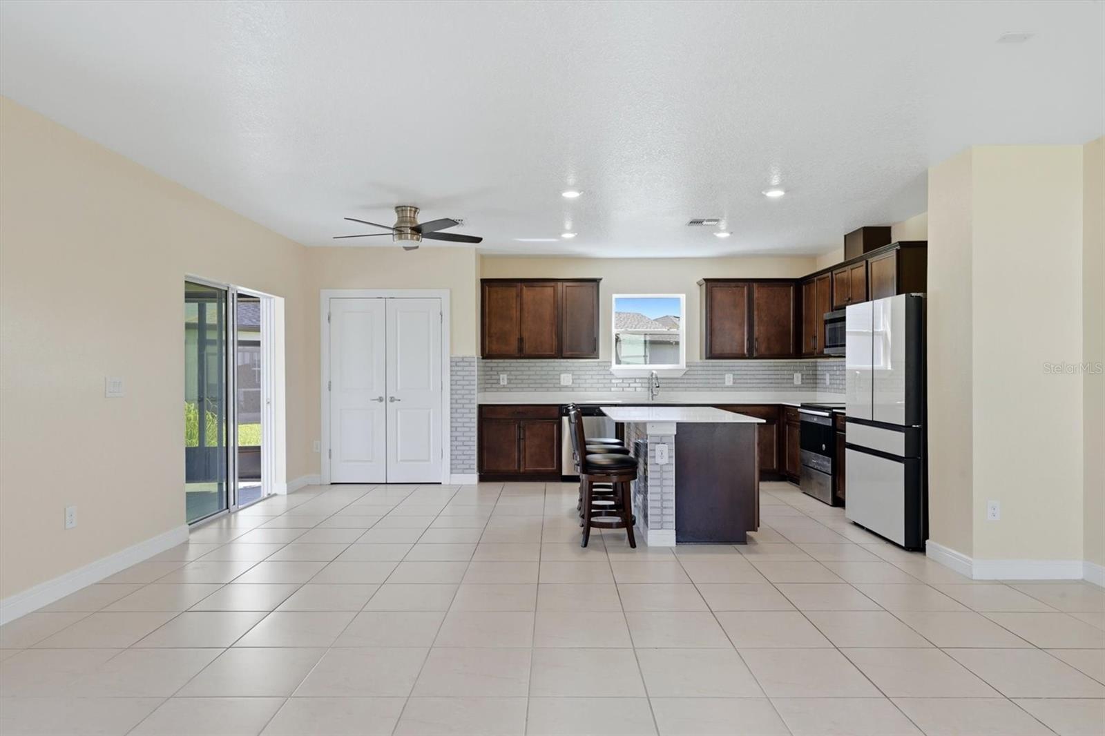 9108 ROYAL RIVER CIR — photo 13