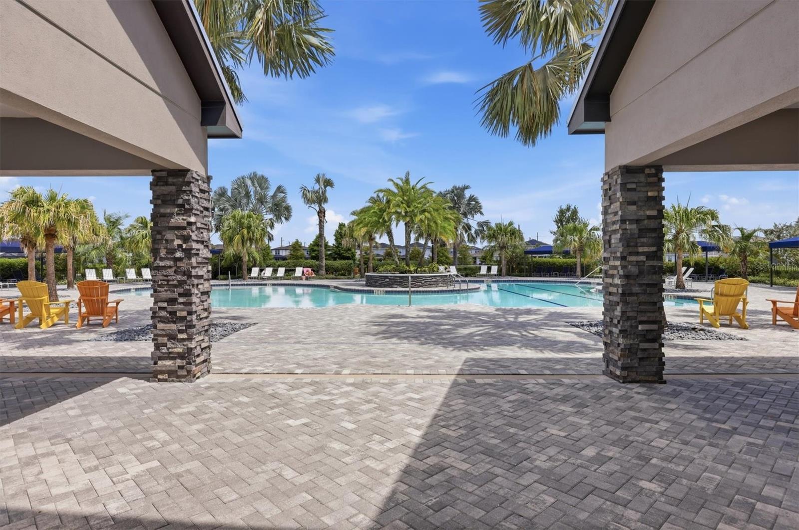 9108 ROYAL RIVER CIR — photo 39