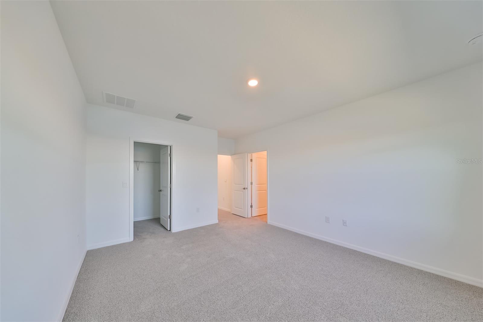 379 MANGROVE SHADE CIR — photo 6