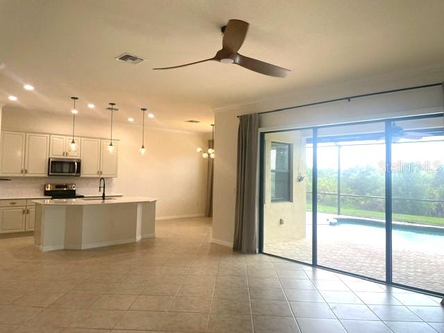 10485 CROOKED CREEK DR — photo 11