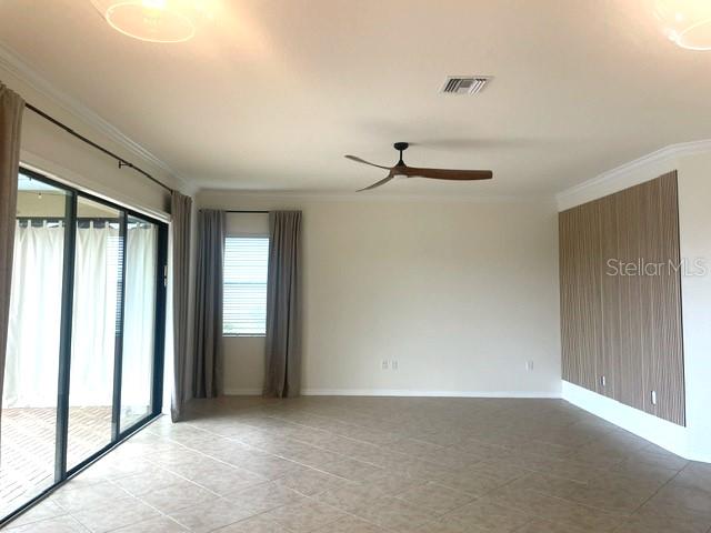 10485 CROOKED CREEK DR — photo 10
