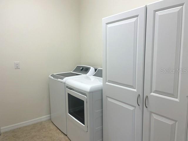 10485 CROOKED CREEK DR — photo 29