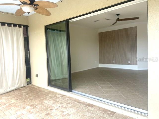 10485 CROOKED CREEK DR — photo 15