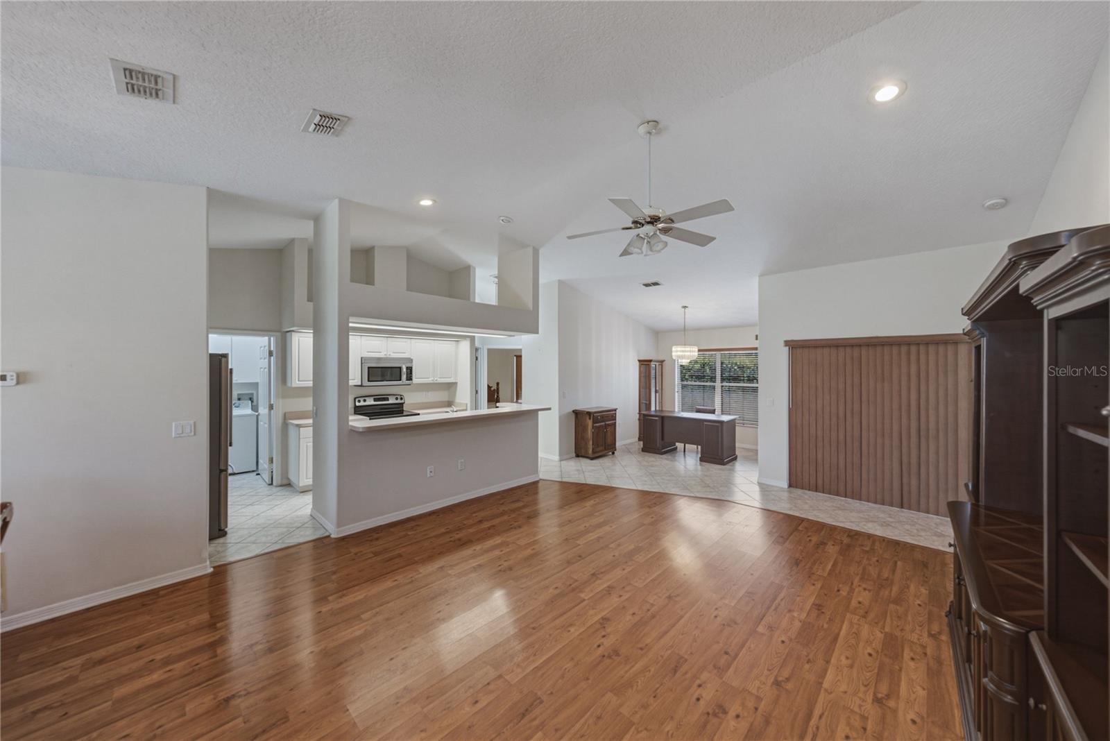 6232 HUNTINGTON DR — photo 13