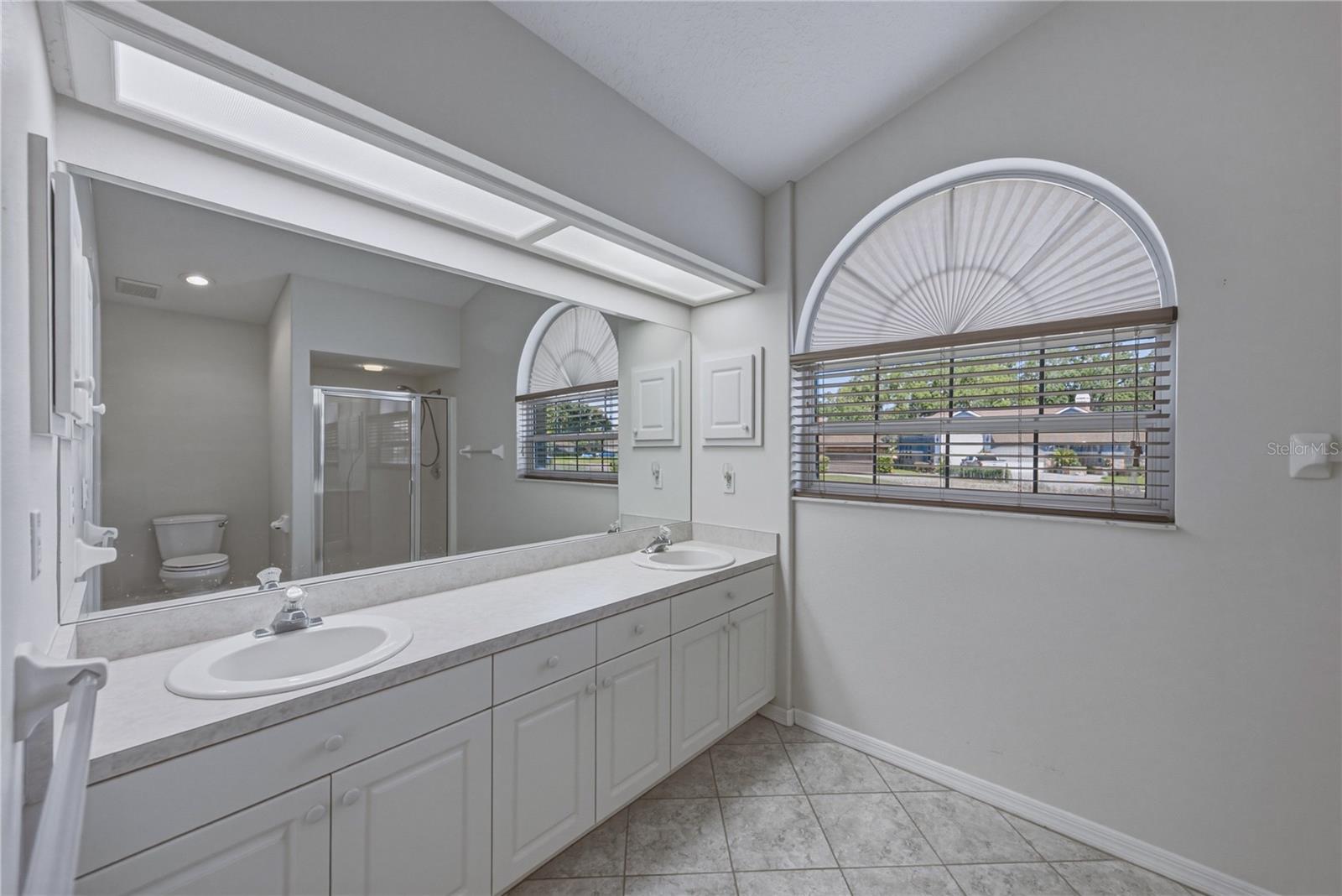 6232 HUNTINGTON DR — photo 33
