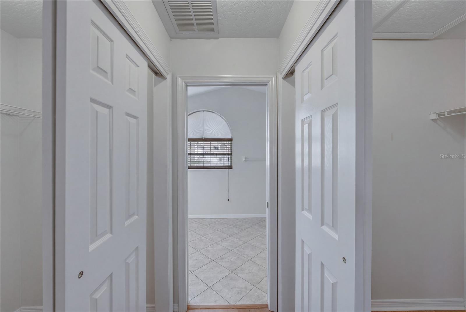 6232 HUNTINGTON DR — photo 31
