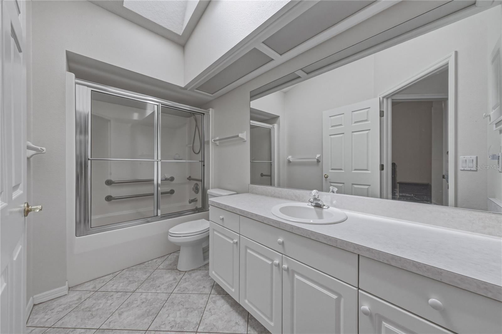 6232 HUNTINGTON DR — photo 41