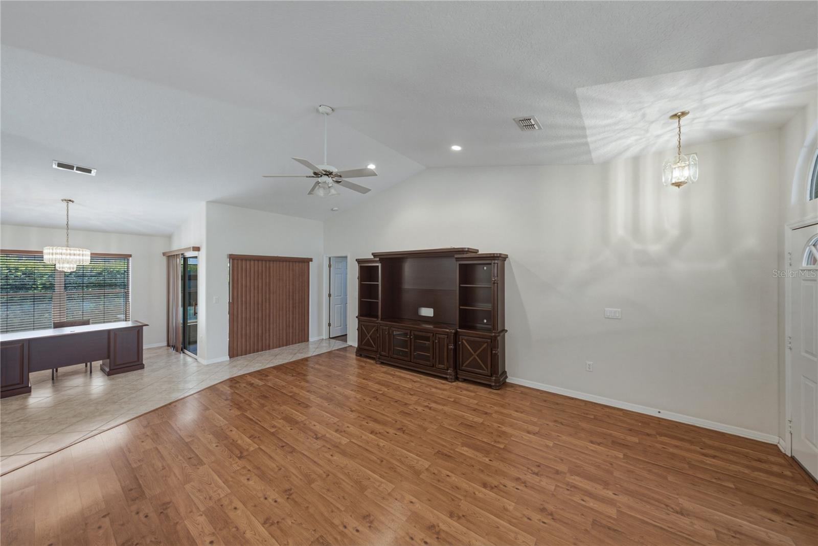6232 HUNTINGTON DR — photo 14
