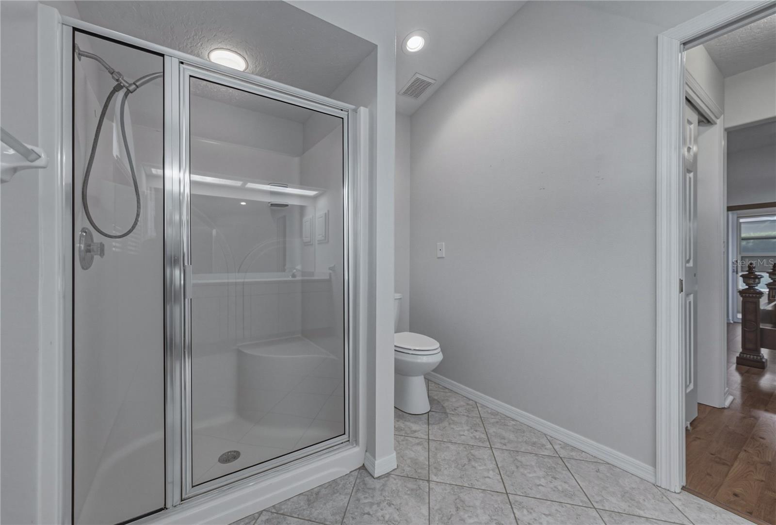 6232 HUNTINGTON DR — photo 35
