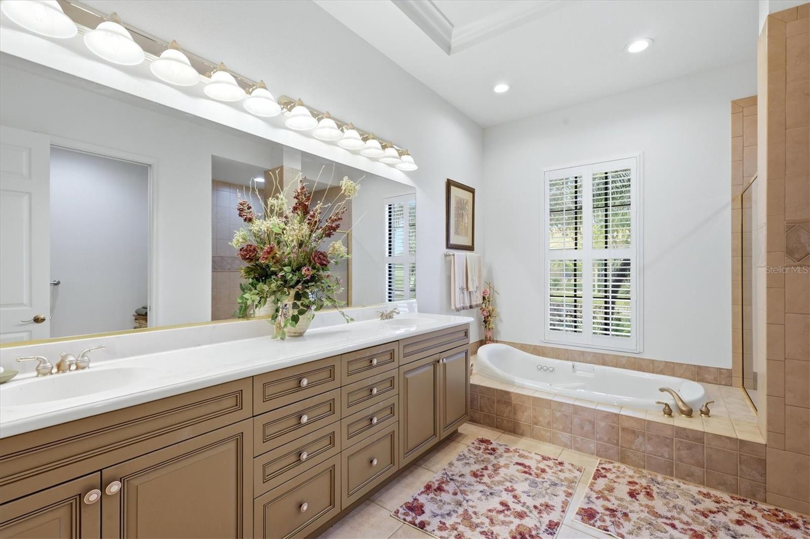 815 TROPEZ LN — photo 28