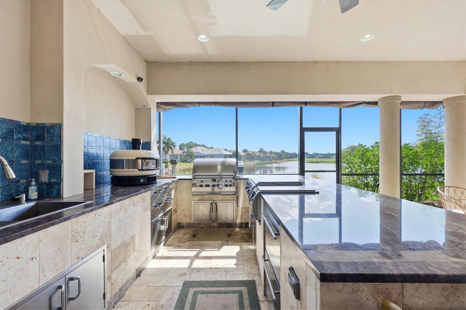 815 TROPEZ LN — photo 41