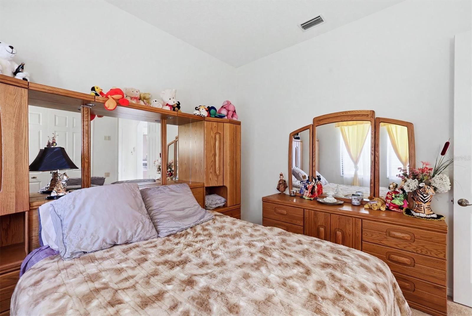 815 TROPEZ LN — photo 36