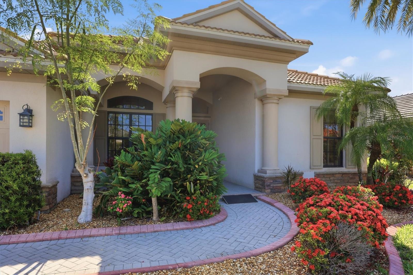 815 TROPEZ LN — photo 8