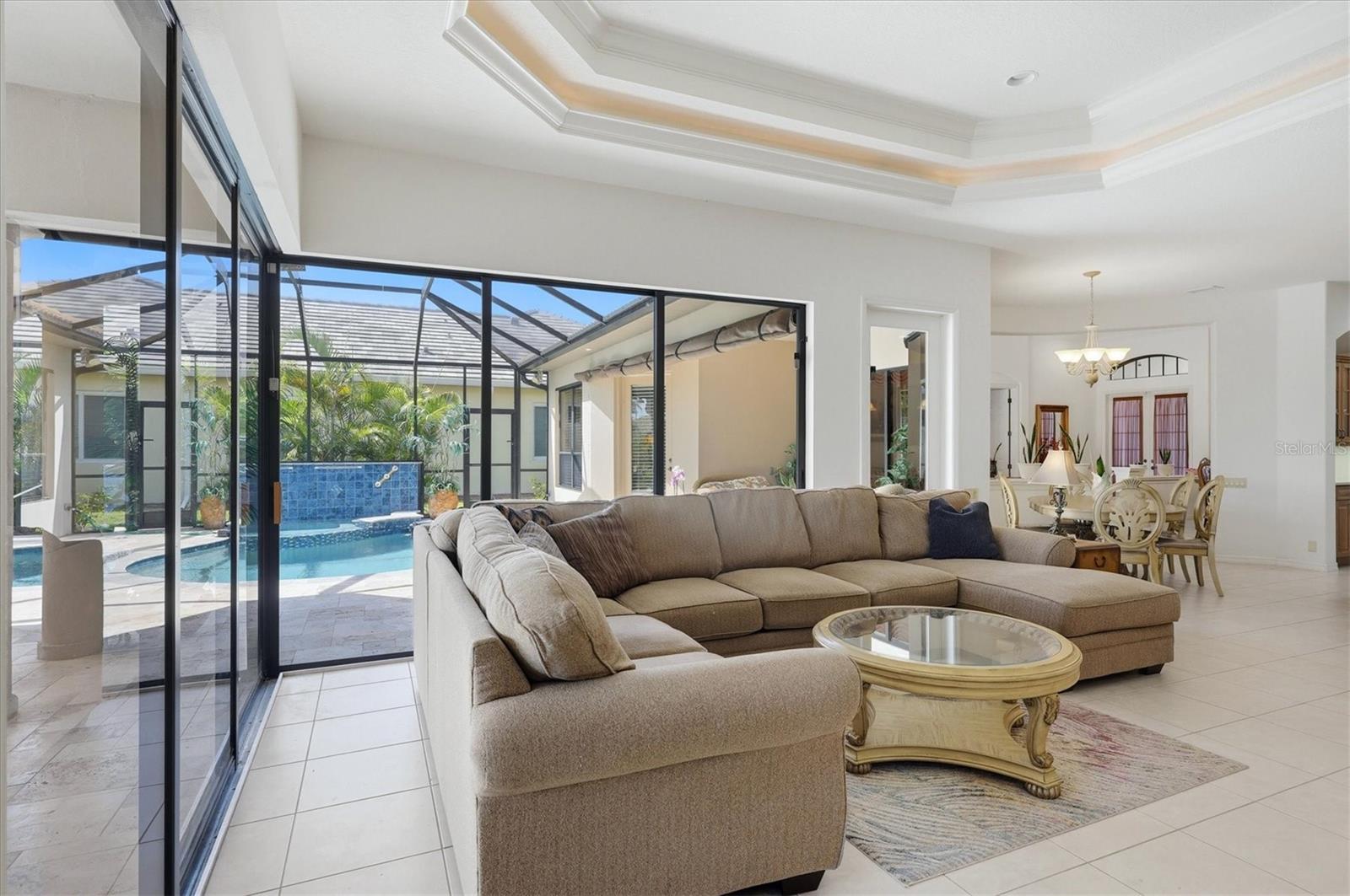 815 TROPEZ LN — photo 23