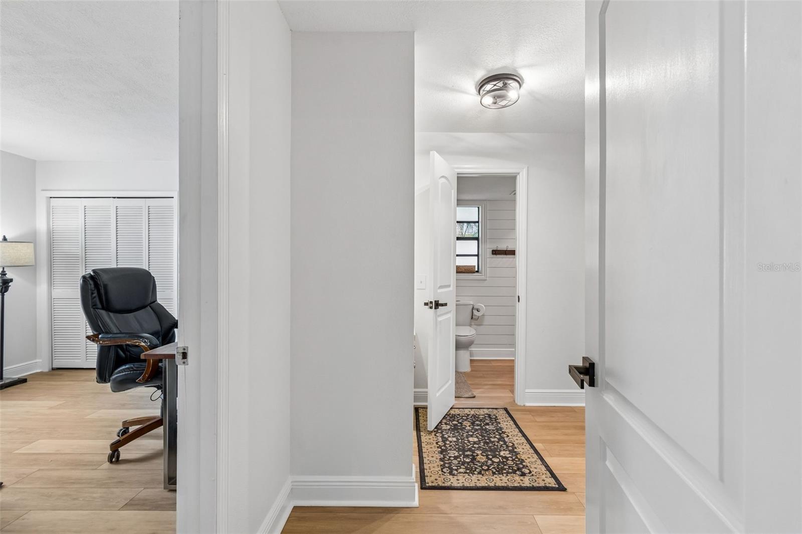 22408 SHORESIDE DR — photo 31