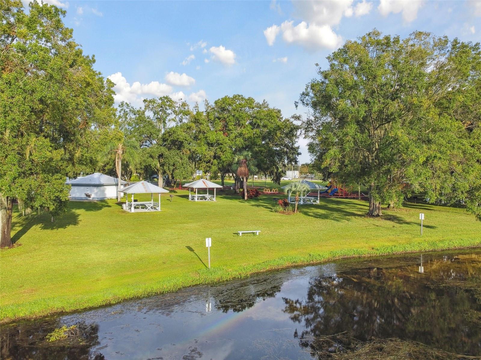 22408 SHORESIDE DR — photo 84