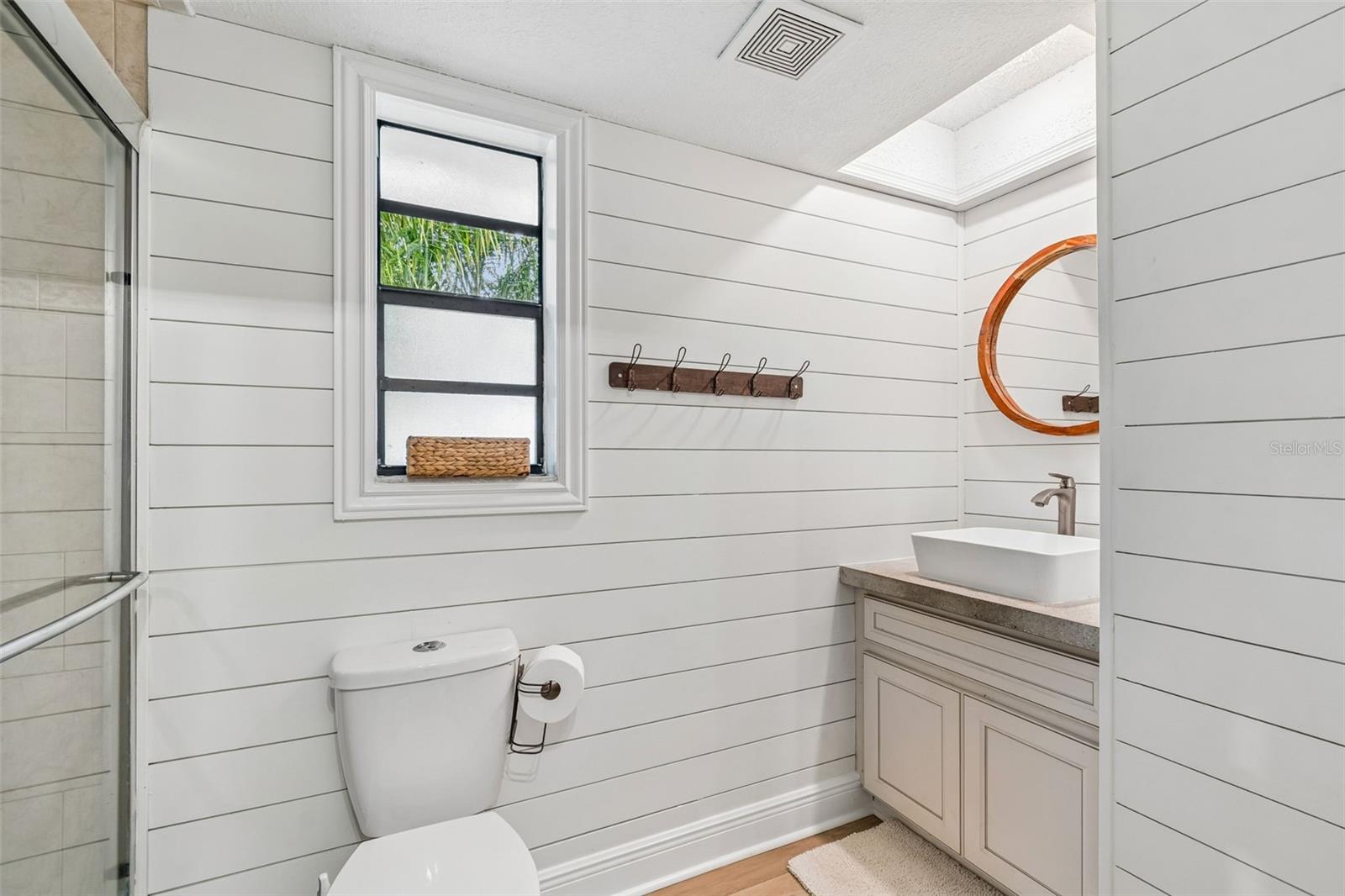 22408 SHORESIDE DR — photo 29