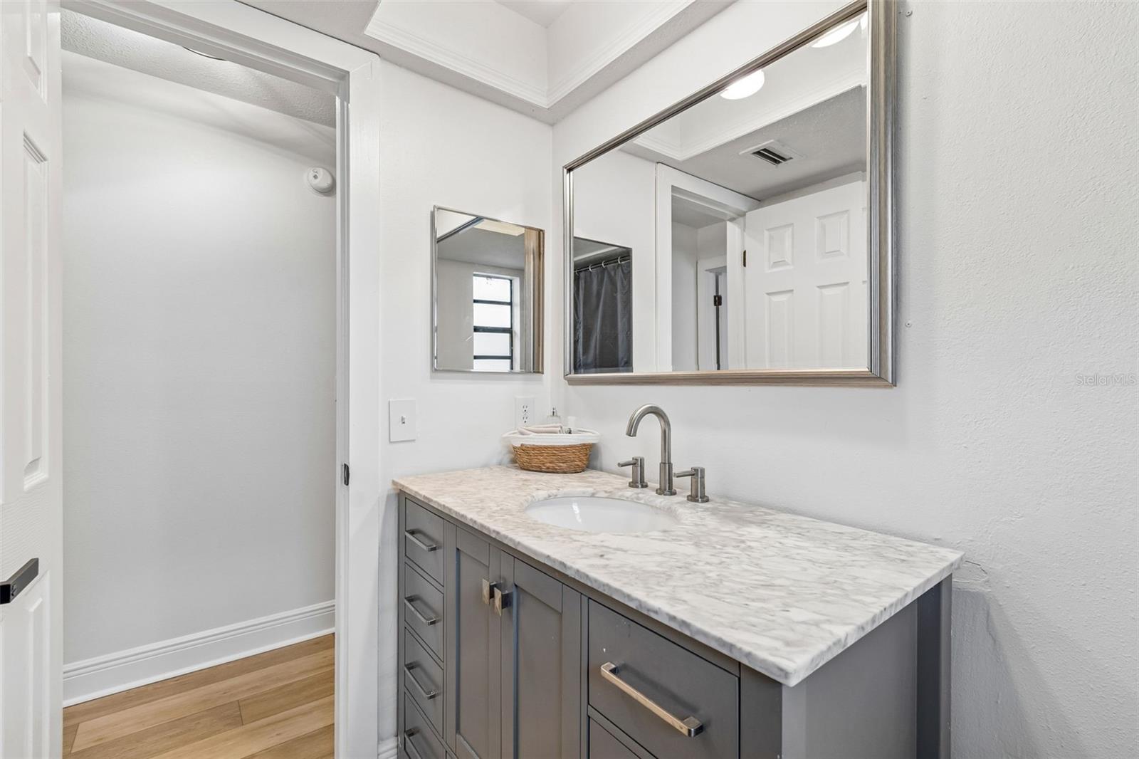 22408 SHORESIDE DR — photo 40