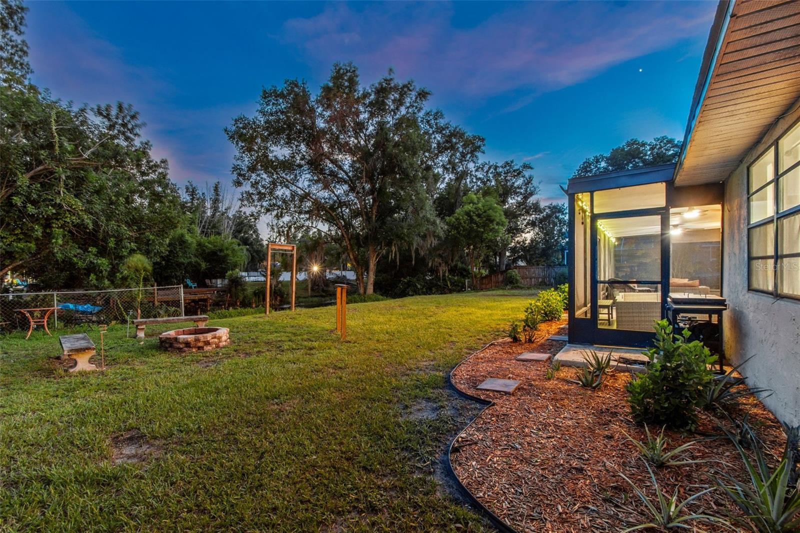 22408 SHORESIDE DR — photo 49