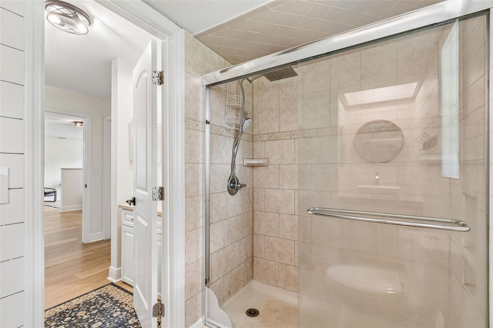 22408 SHORESIDE DR — photo 27