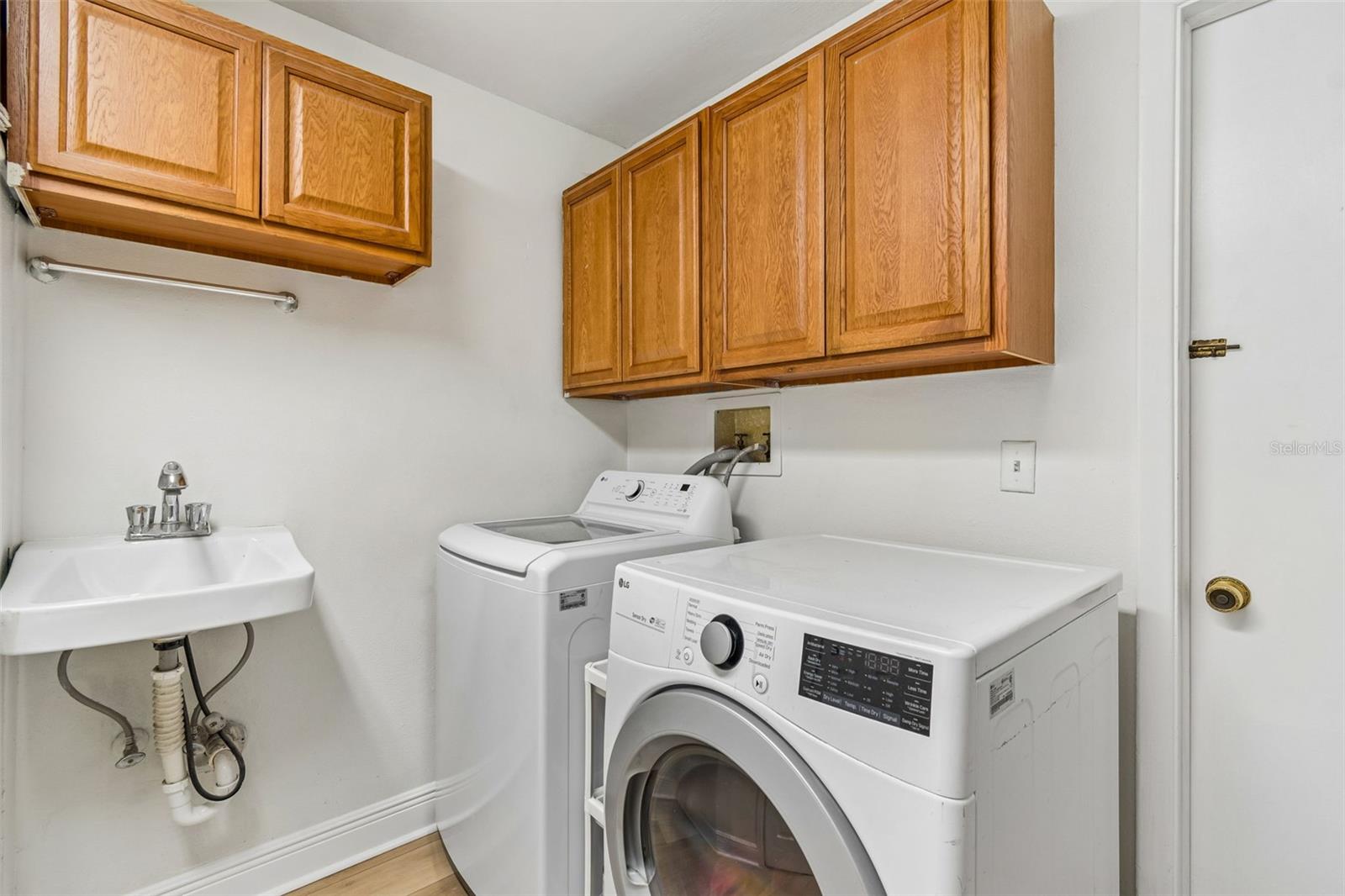 22408 SHORESIDE DR — photo 36