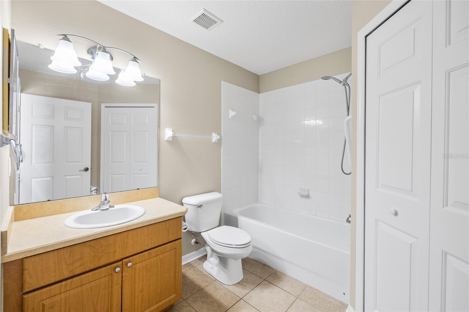 5906 BEACONPARK ST — photo 56