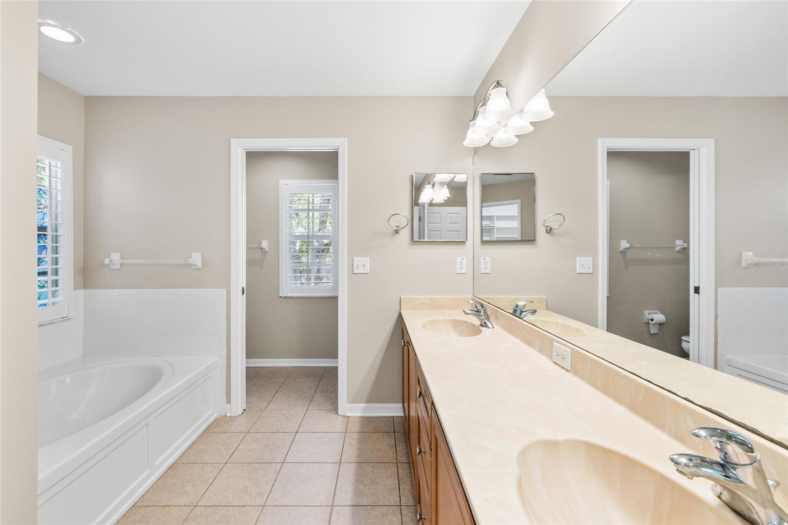 5906 BEACONPARK ST — photo 36