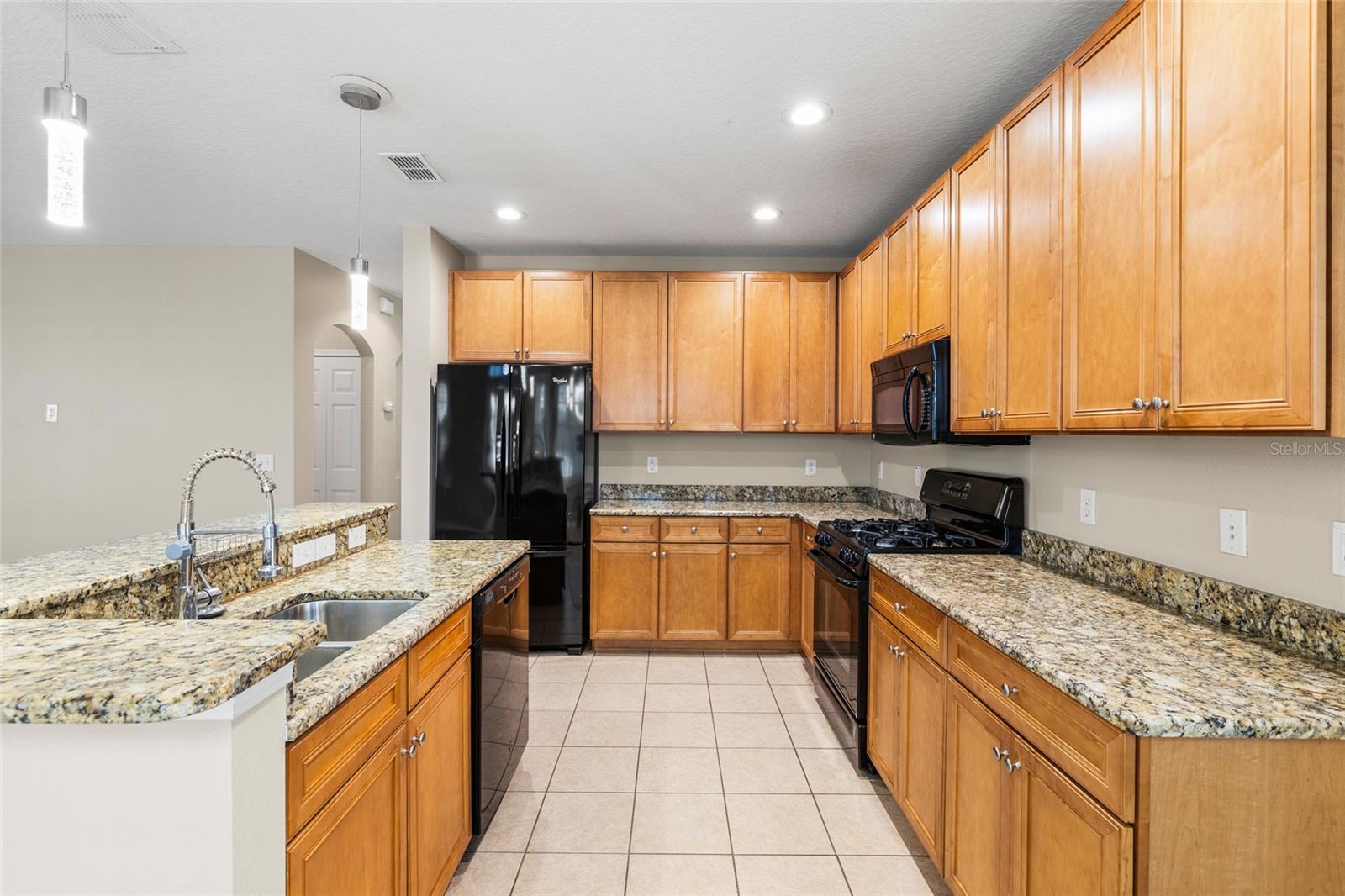 5906 BEACONPARK ST — photo 23