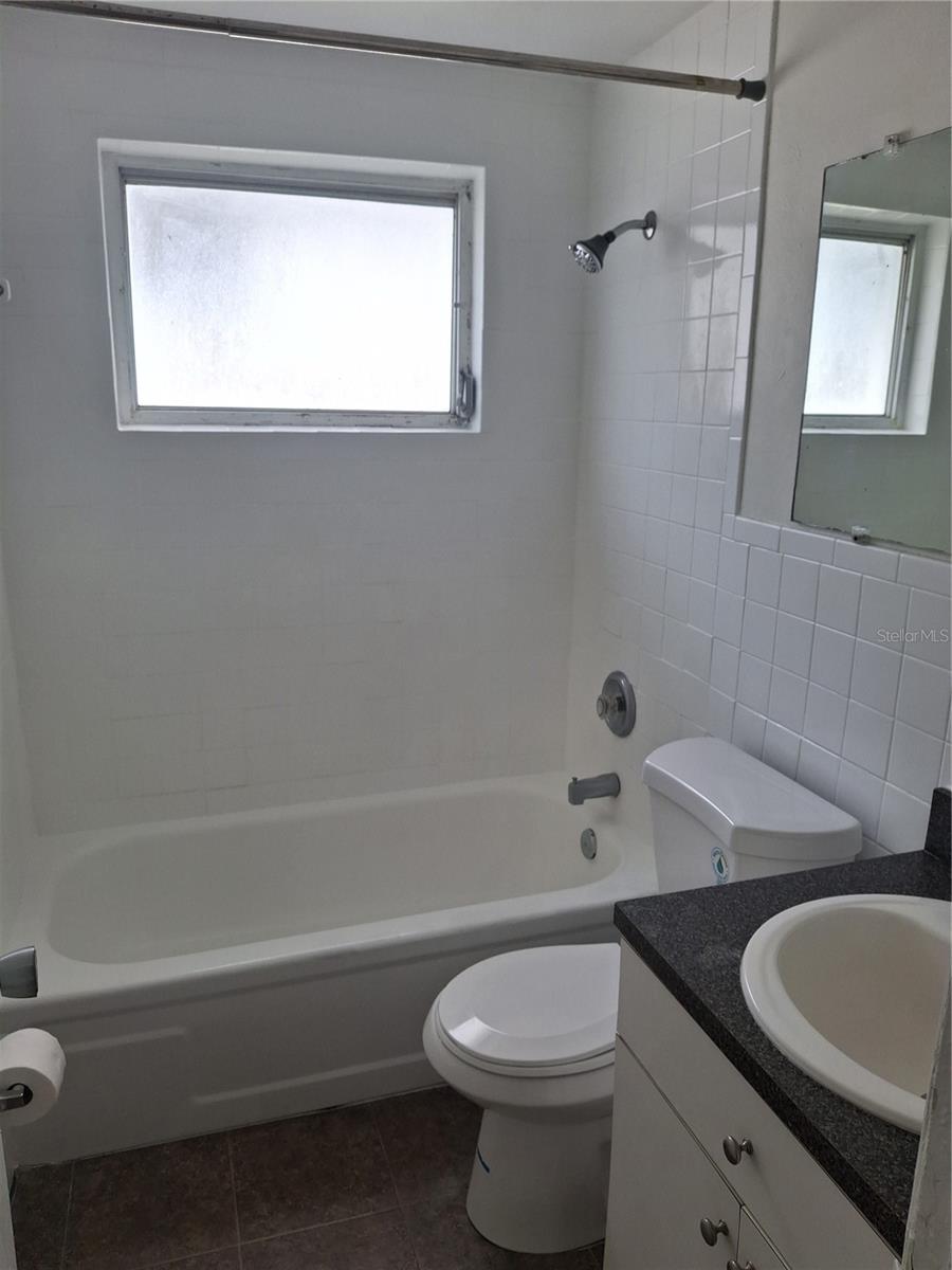 6229 HARRISON ST — photo 4
