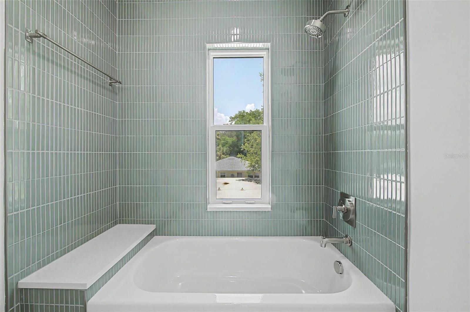 110 S ARRAWANA AVE #1 — photo 35