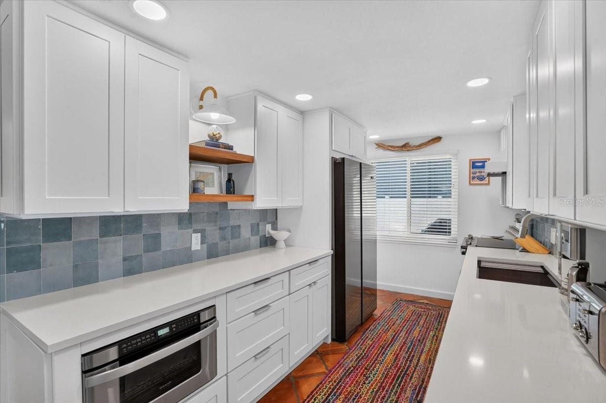 6203 HOLMES BLVD — photo 19