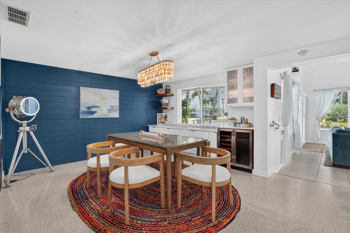 6203 HOLMES BLVD — photo 40