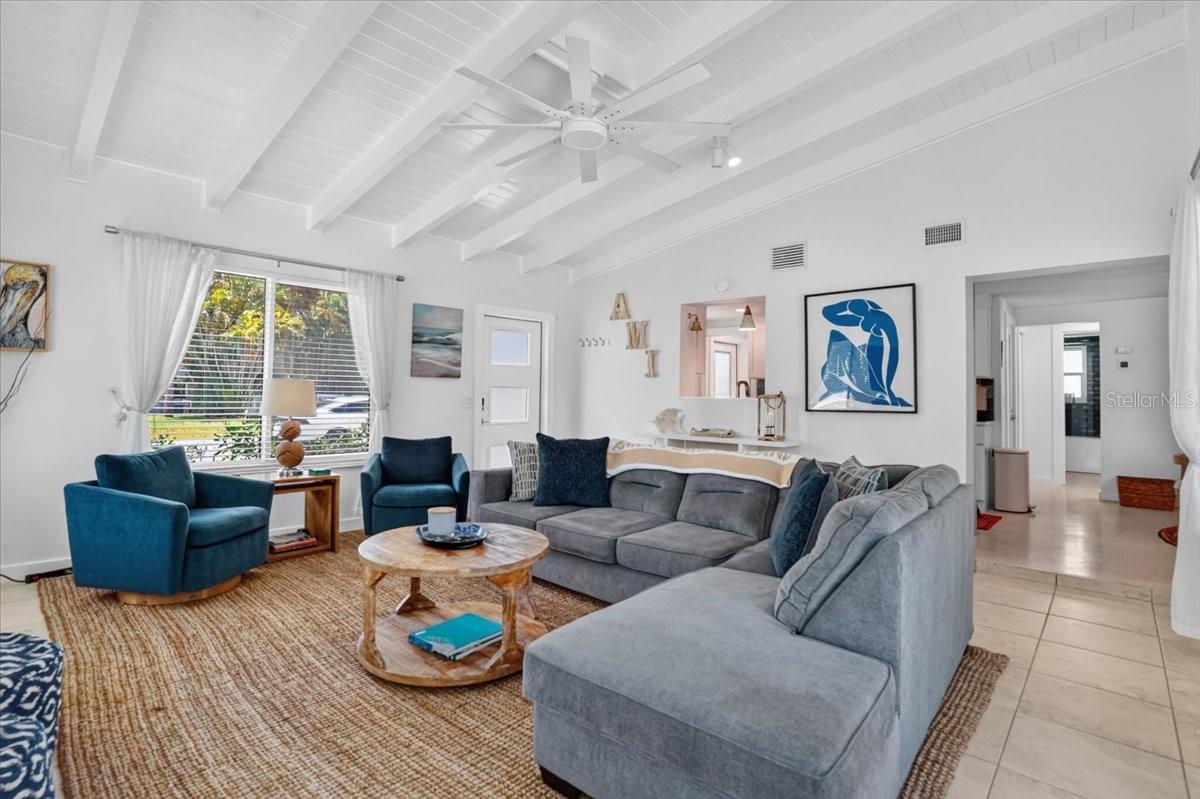 6203 HOLMES BLVD — photo 36