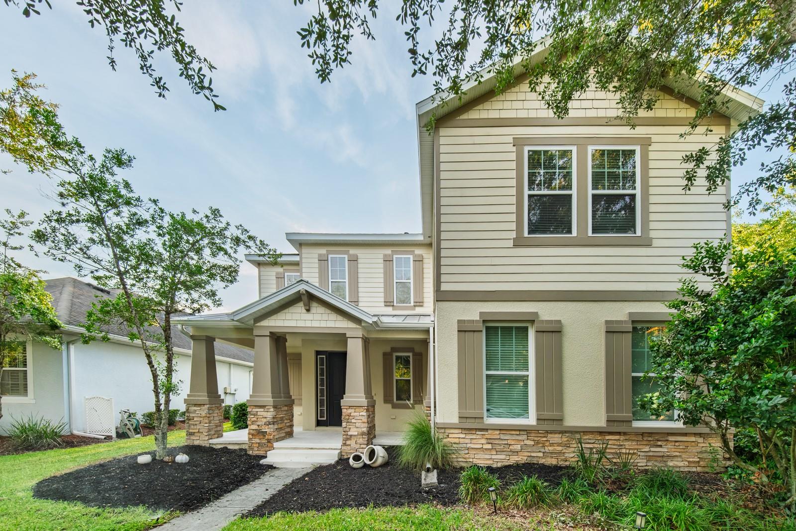 7912 HAMPTON LAKE DR — photo 2