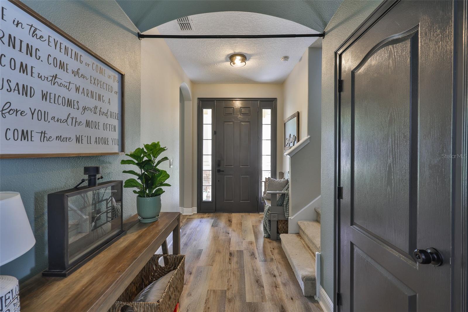 7912 HAMPTON LAKE DR — photo 6