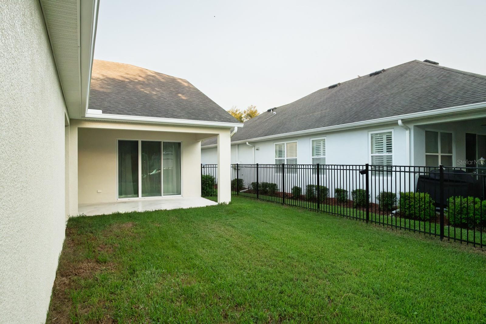 7912 HAMPTON LAKE DR — photo 31
