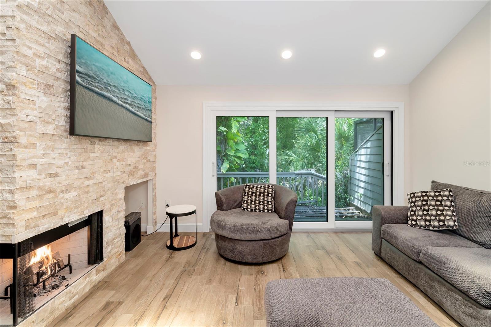 5182 LANCEWOOD DR #14 — photo 9