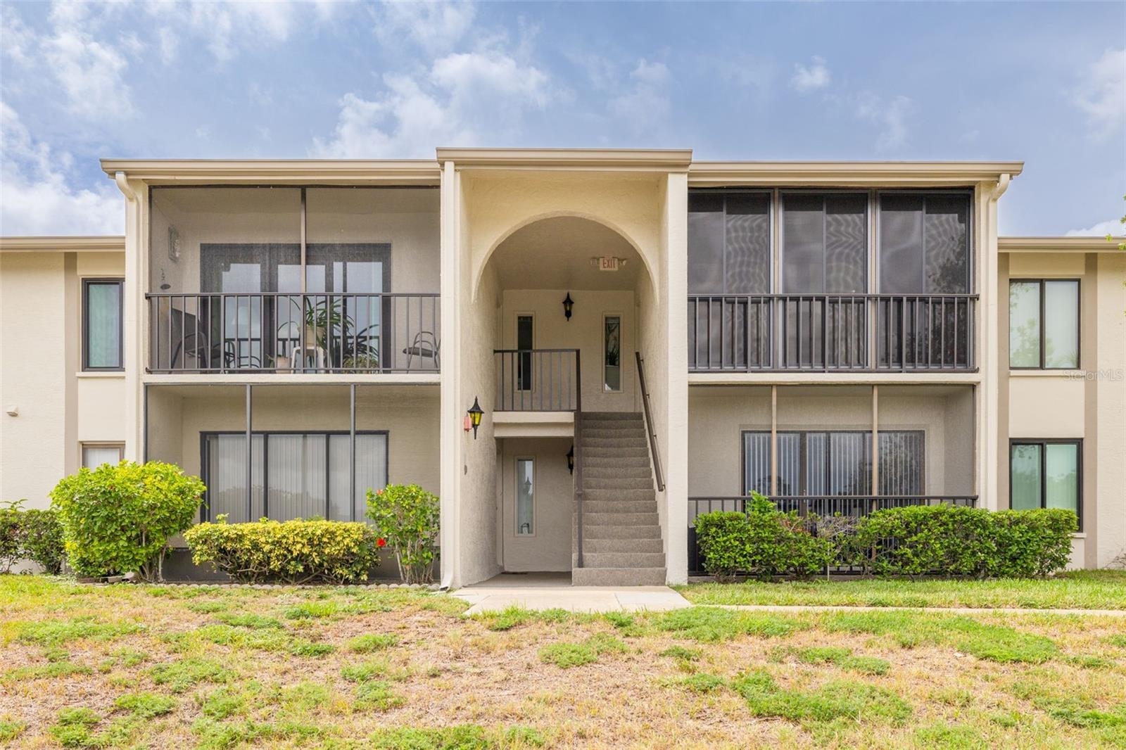 1882 PINE RIDGE WAY W #C2 — photo 2