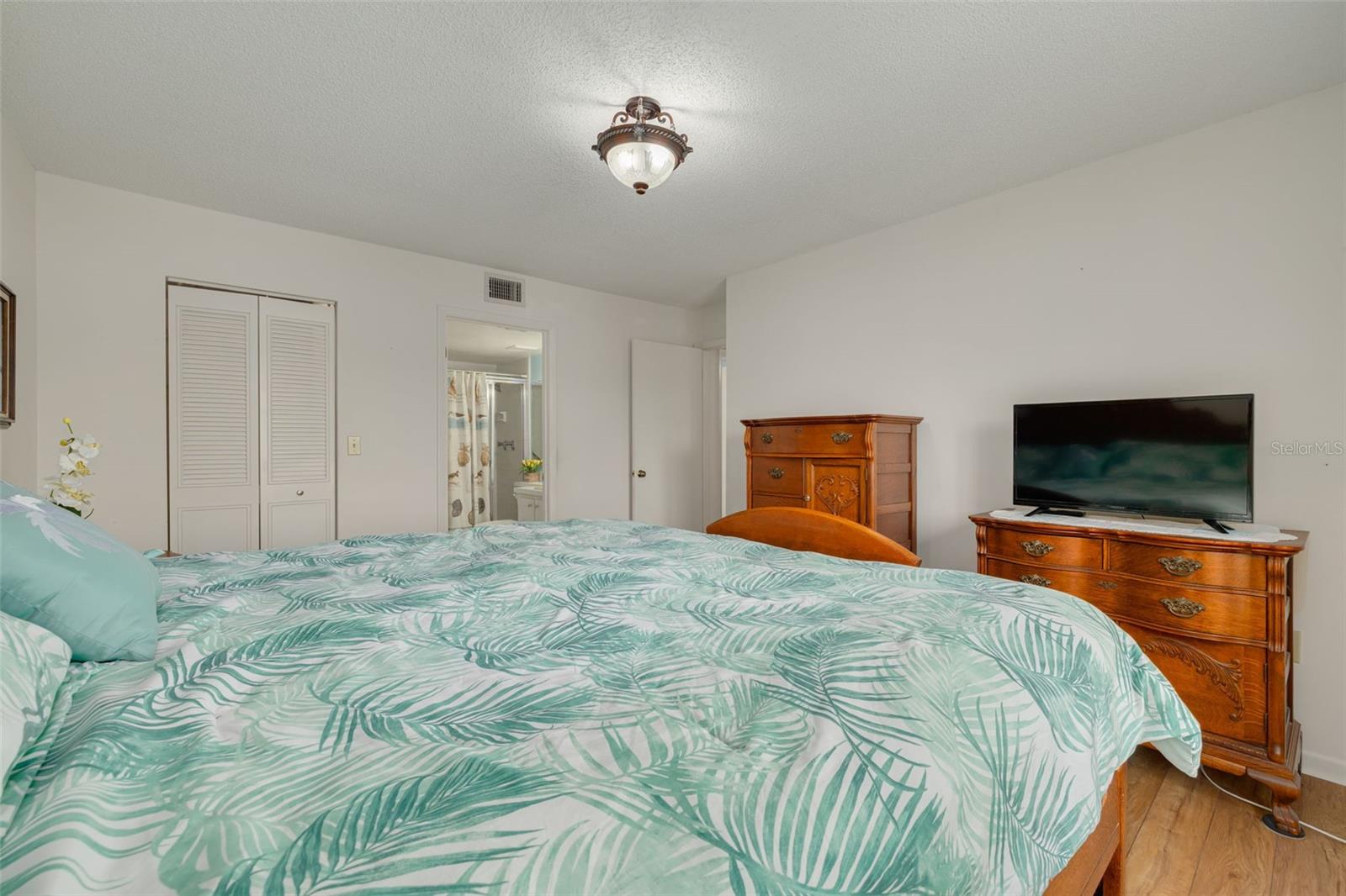 1882 PINE RIDGE WAY W #C2 — photo 18