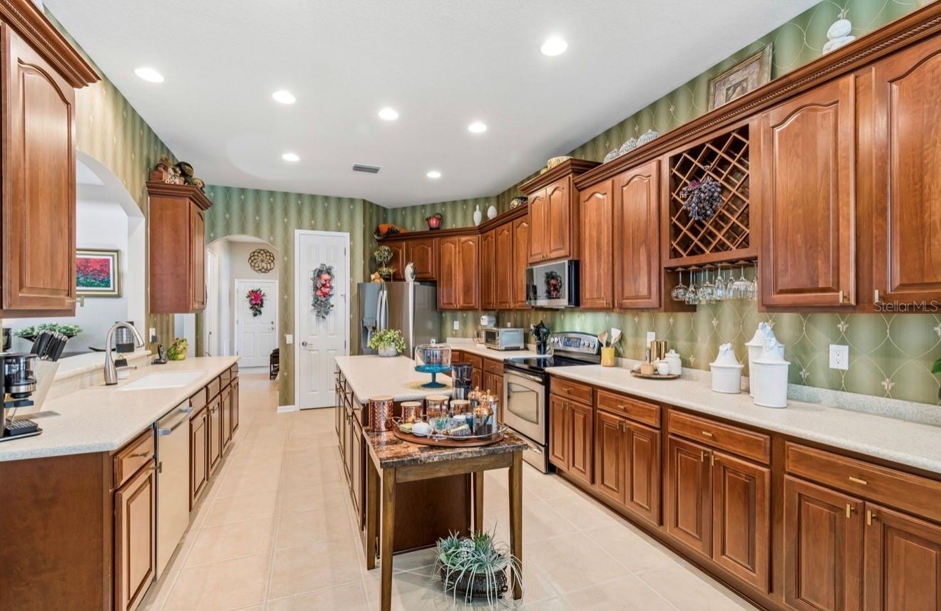 13800 CREST LAKE DR — photo 16