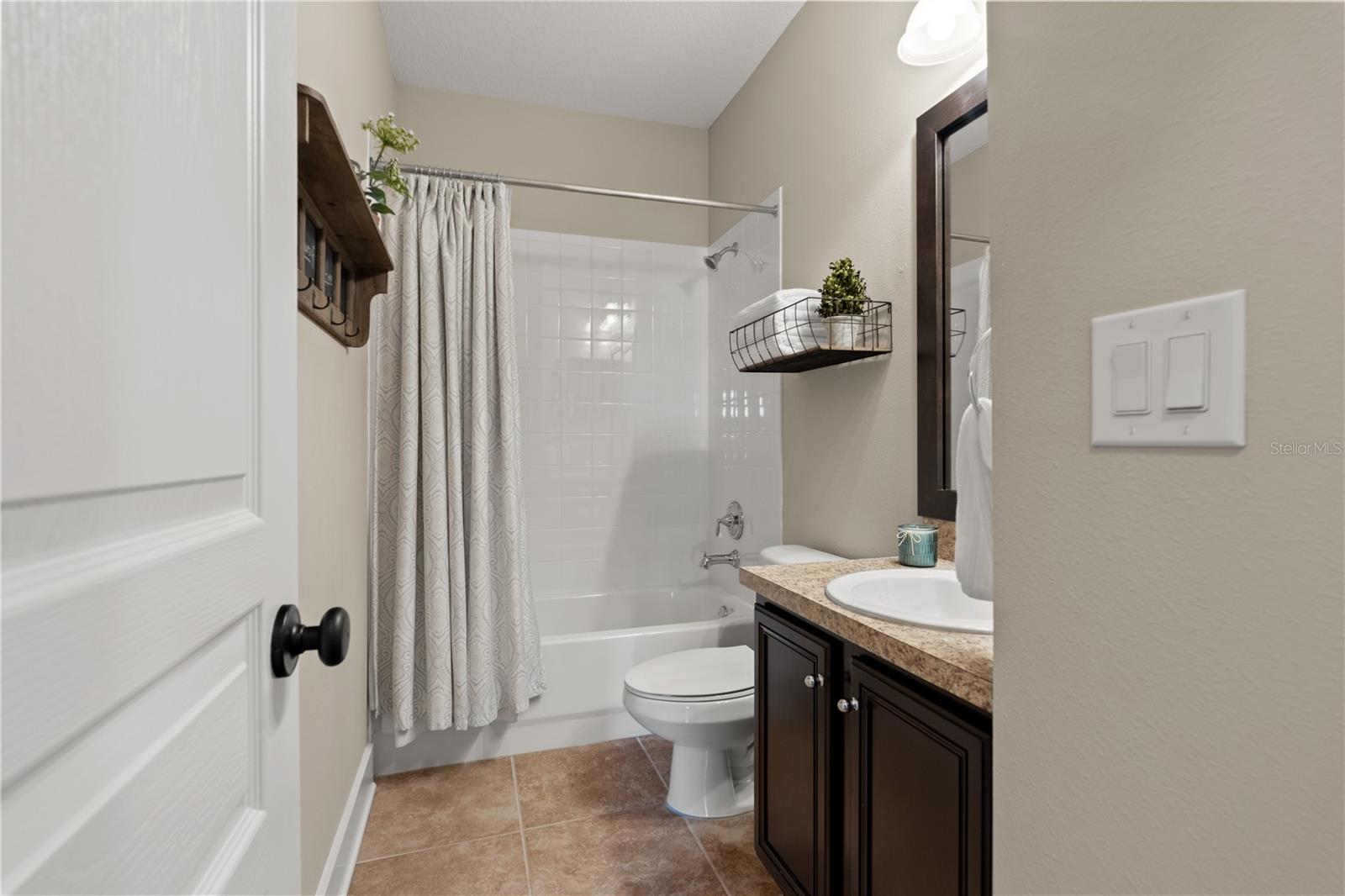19304 YELLOW CLOVER DR — photo 57