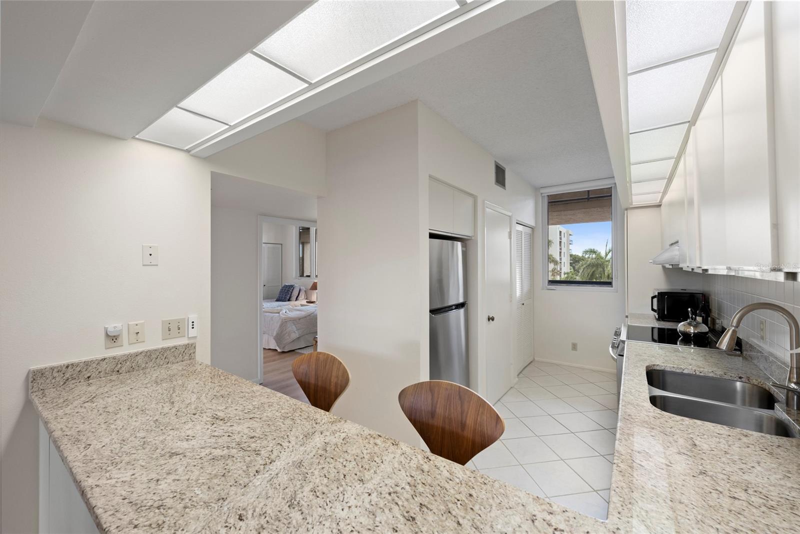 1095 GULF OF MEXICO DR #303 — photo 16