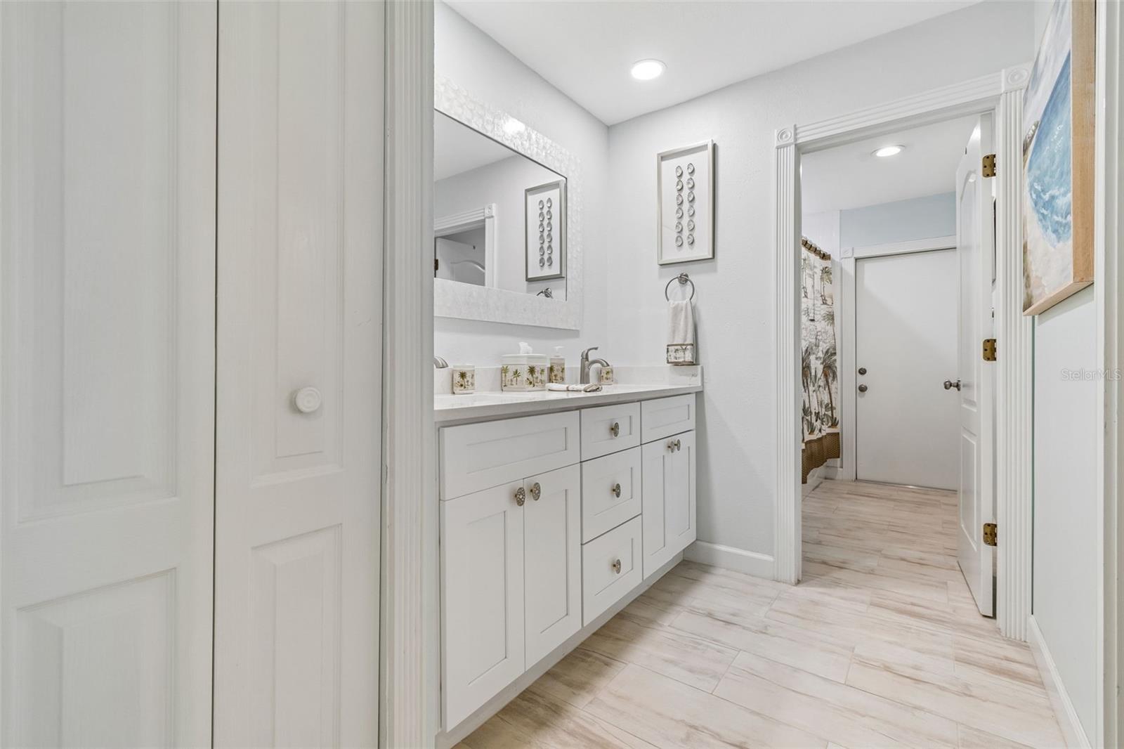 4627 TRAILS DR — photo 36